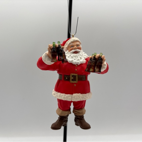 Hallmark Keepsake Ornament Dated 1995 Refreshing Gift Coca Cola Santa Handcrafte - Picture 1 of 12